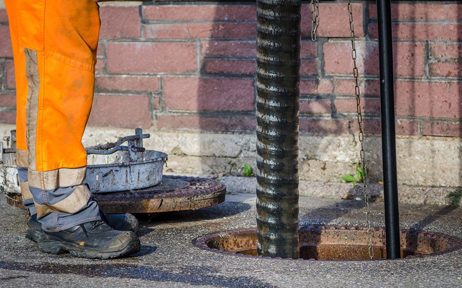 déboucher des canalisations Courbevoie